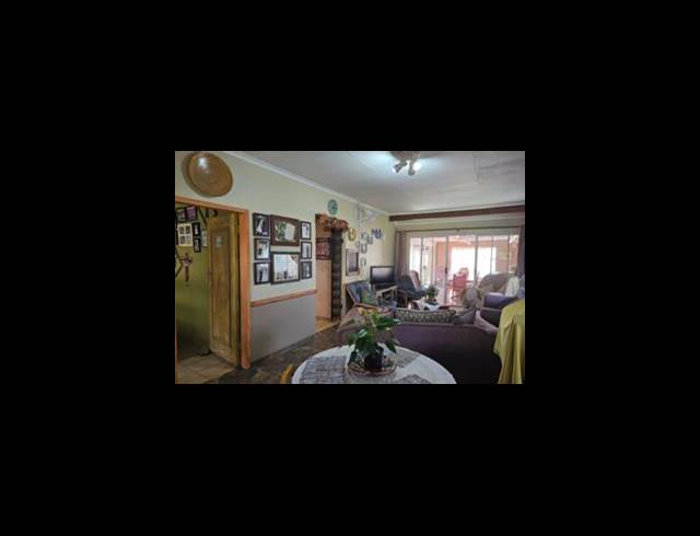 3 BEDROOM HOUSE SOLD IN MAGALIESKRUIN